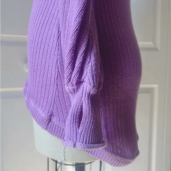 Elhoffer Design Essential Oversize Sweater in Orchid size XS/S - Picture 7 of 10